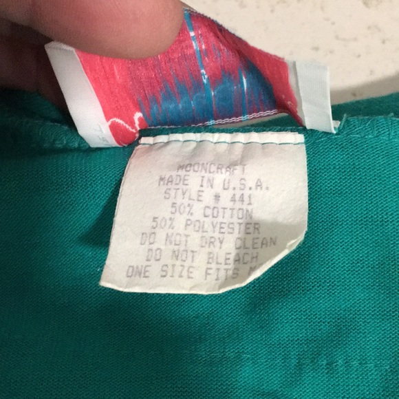 Woman’s scarf lot with beading and silver tone hanging pendants - Picture 5 of 12